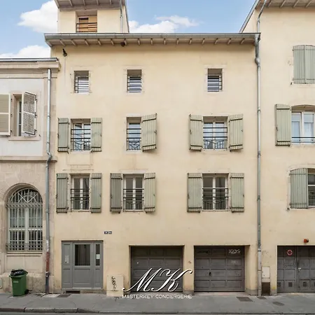 Appartement Le Safran A 9 Min De Stanislas, *